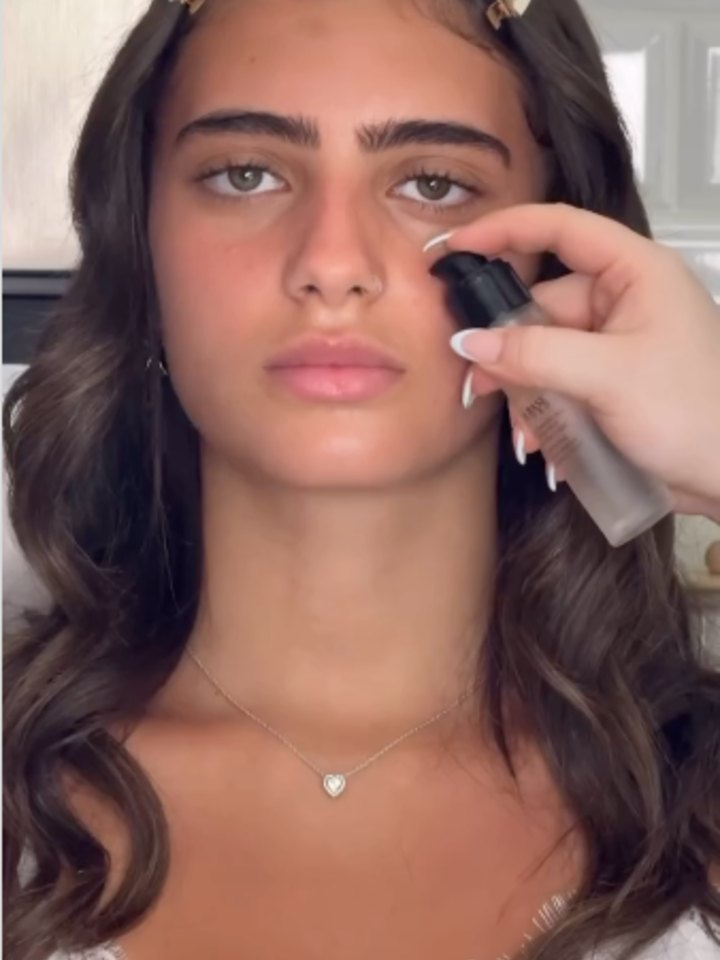 לפני האיפור